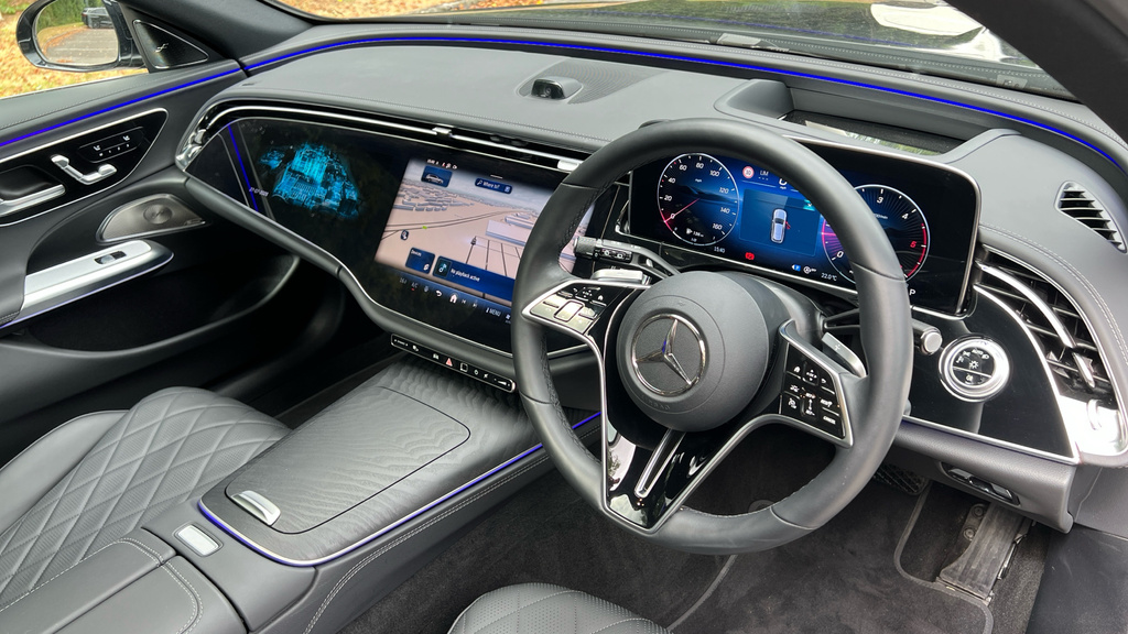 Mercedes-Benz E Class E Class E220d Exclusive Premium Plus 9G-tronic KM26DHY Black #3