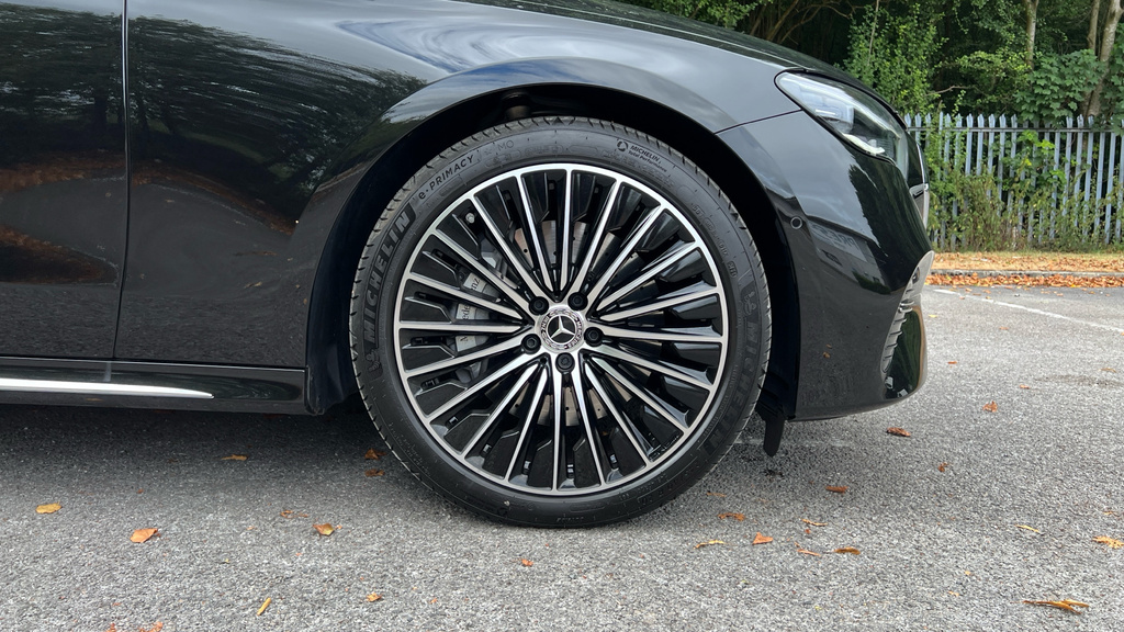Mercedes-Benz E Class E Class E220d Exclusive Premium Plus 9G-tronic KM26DHY Black #5