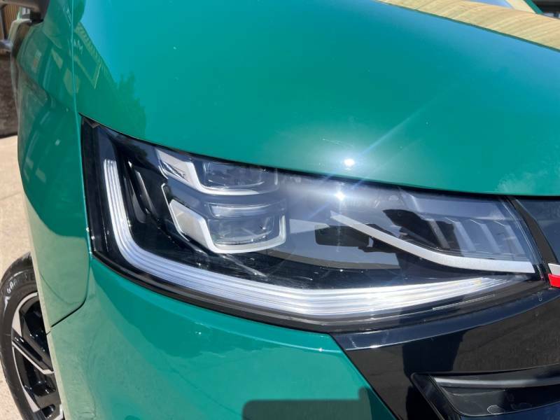 Volkswagen Transporter Sportline Sportline 75 Edition 2.0 Tdi 170Ps Green #6
