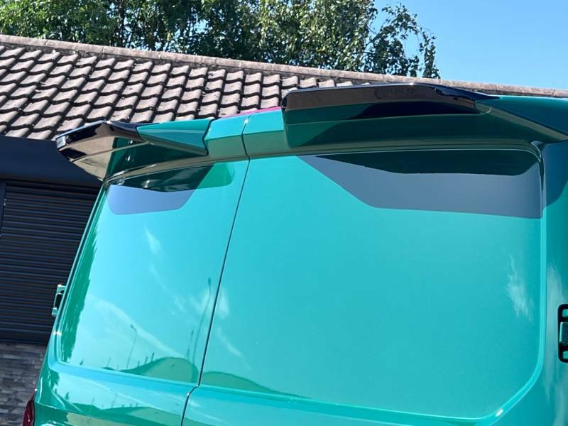 Volkswagen Transporter Sportline Sportline 75 Edition 2.0 Tdi 170Ps Green #4