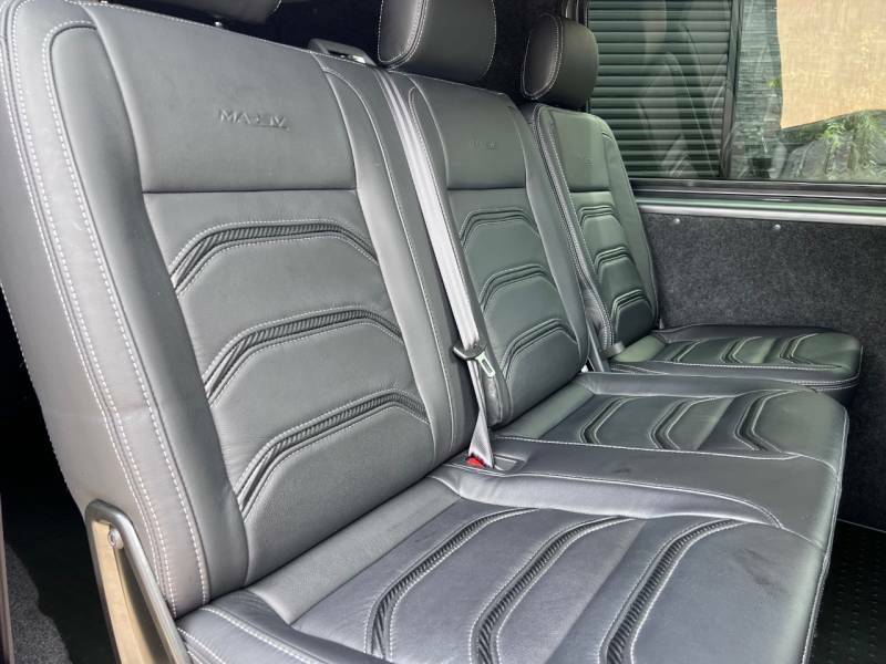Volkswagen Transporter 2.0 Tdi 150 Highline Van Dsg Grey #3