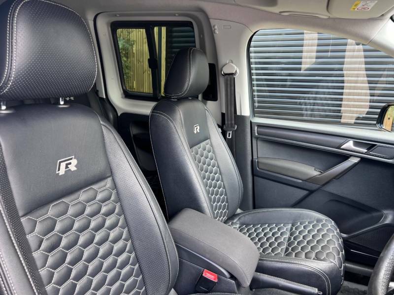 Volkswagen Caddy Maxi Mpv Black #26