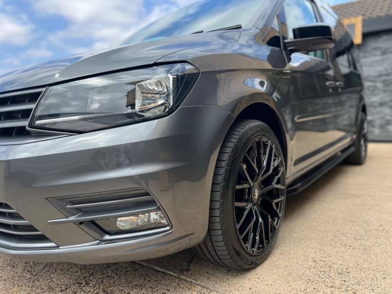 Volkswagen Caddy Maxi Mpv Black #35