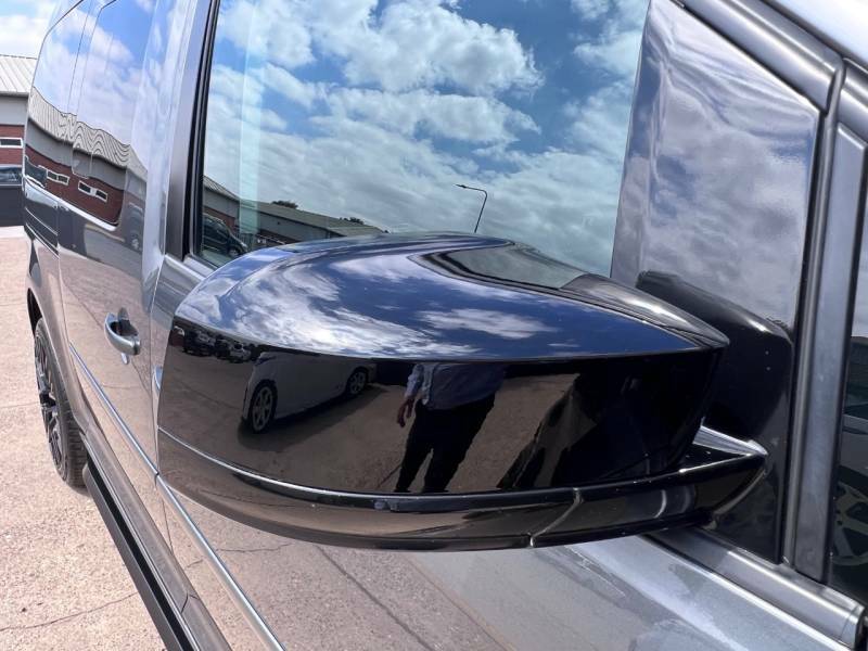 Volkswagen Caddy Maxi Mpv Black #15