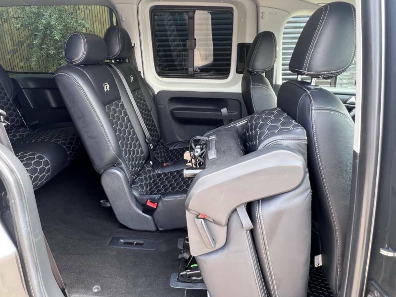 Volkswagen Caddy Maxi Mpv Black #24