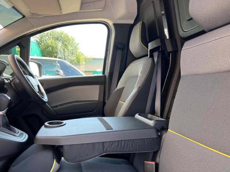 Renault Kangoo Ml19 Blue Dci 95 Advance Safety Van Grey #39