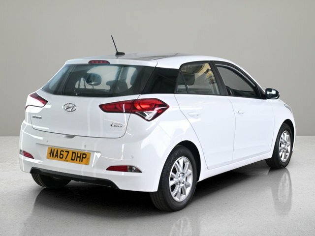 Hyundai I20 1.2 Se White #4