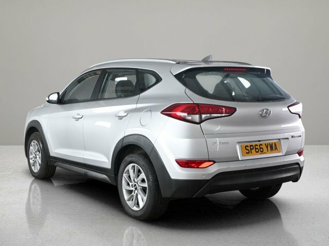 Hyundai Tucson 1.7 Crdi Blue Drive Silver #2