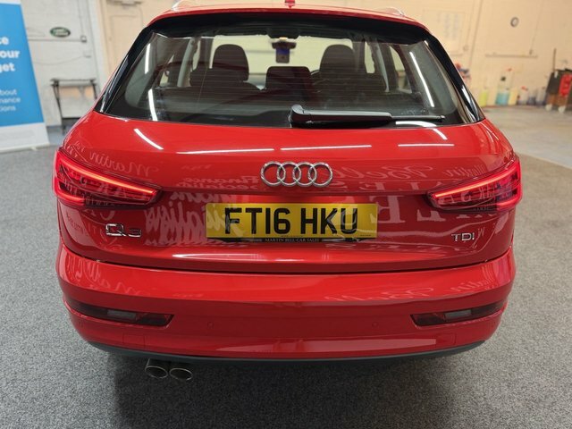Audi Q3 2.0 Tdi Se Fsh Red #6