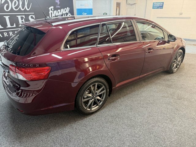 Toyota Avensis 2.0 D-4d Tr Black #7
