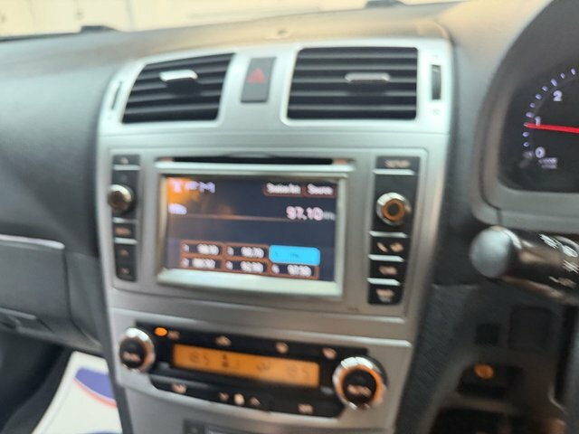 Toyota Avensis 2.0 D-4d Tr Black #14