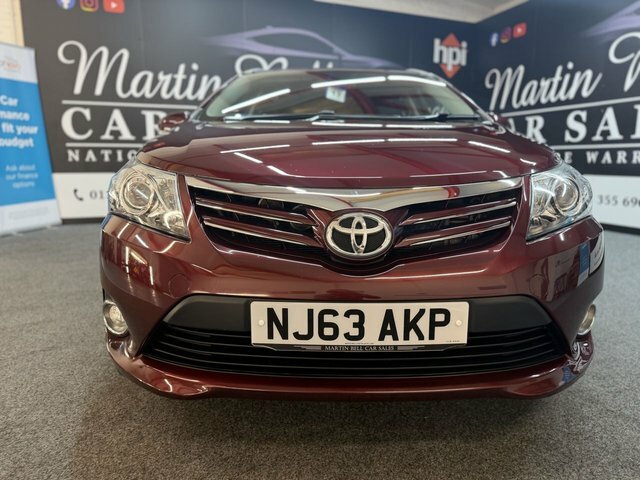 Toyota Avensis 2.0 D-4d Icon 35 Red #3