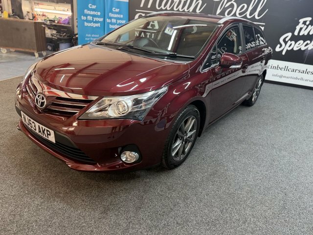 Toyota Avensis 2.0 D-4d Icon 35 Red #2