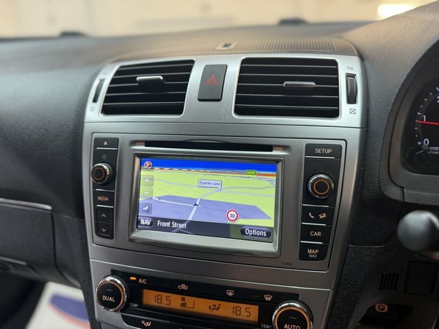 Toyota Avensis 2.0 D-4d Tr Black #16