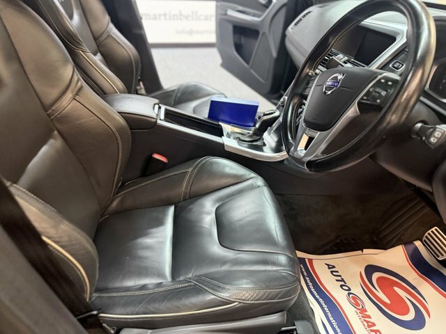 Volvo XC60 2.4L D4 Se Awd 178 Bhp Silver #28