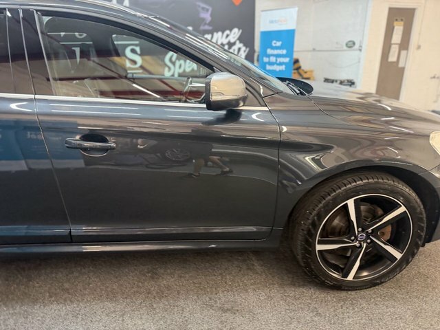 Volvo XC60 2.4L D4 Se Awd 178 Bhp Silver #36