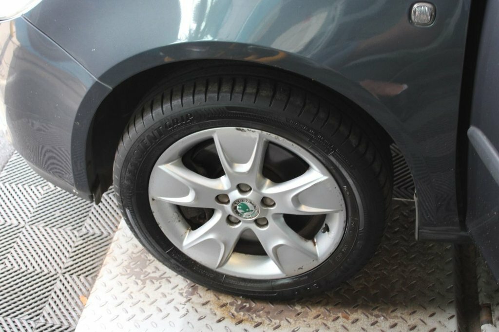 Skoda Roomster 1.4L Se Grey #6