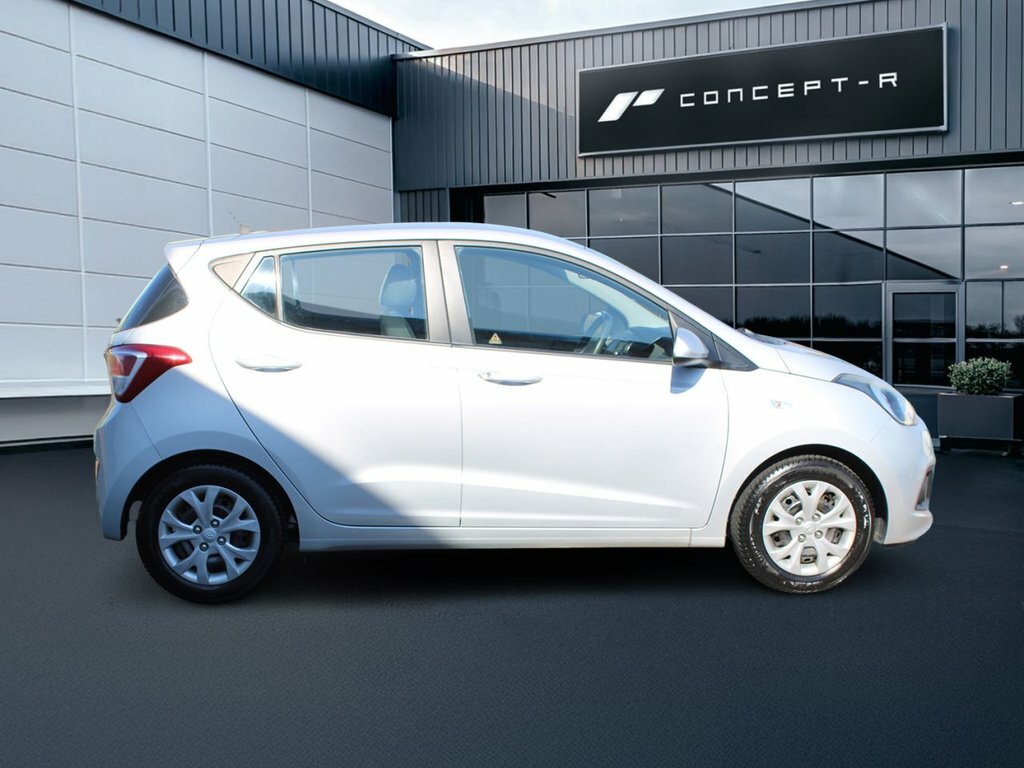 Hyundai I10 1L Se Silver #5