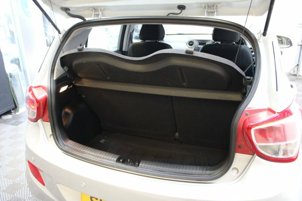 Hyundai I10 1.0 Se Hatchback Euro 5 66 Ps White #12