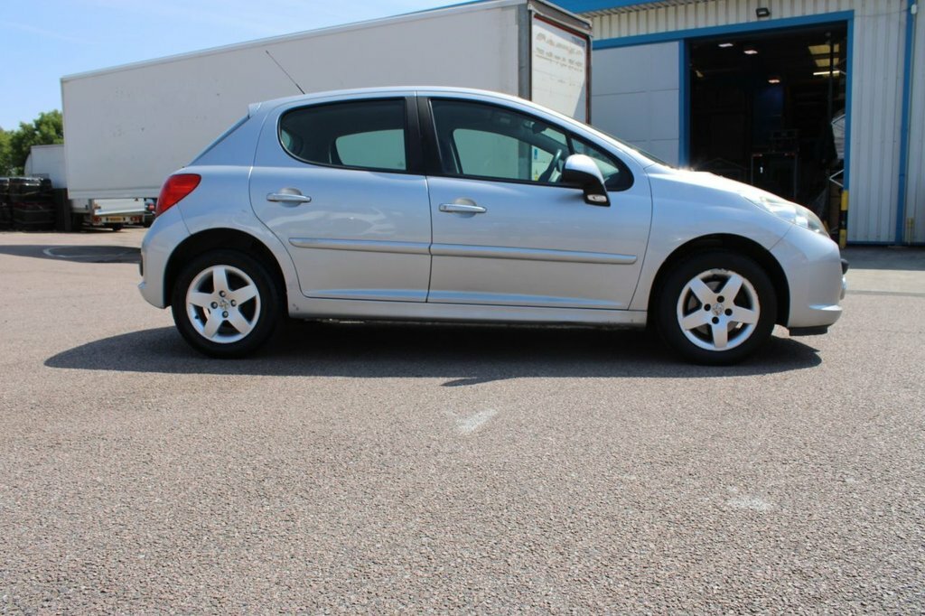 Peugeot 207 Hatchback Silver #4