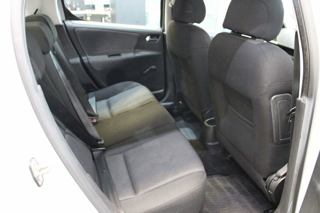 Peugeot 207 Hatchback Silver #13