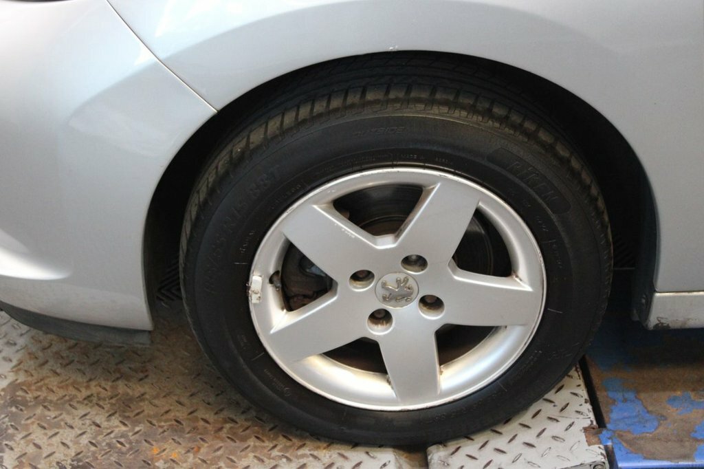 Peugeot 207 Hatchback Silver #6