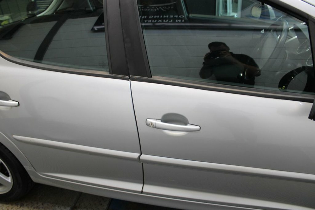 Peugeot 207 Hatchback Silver #29