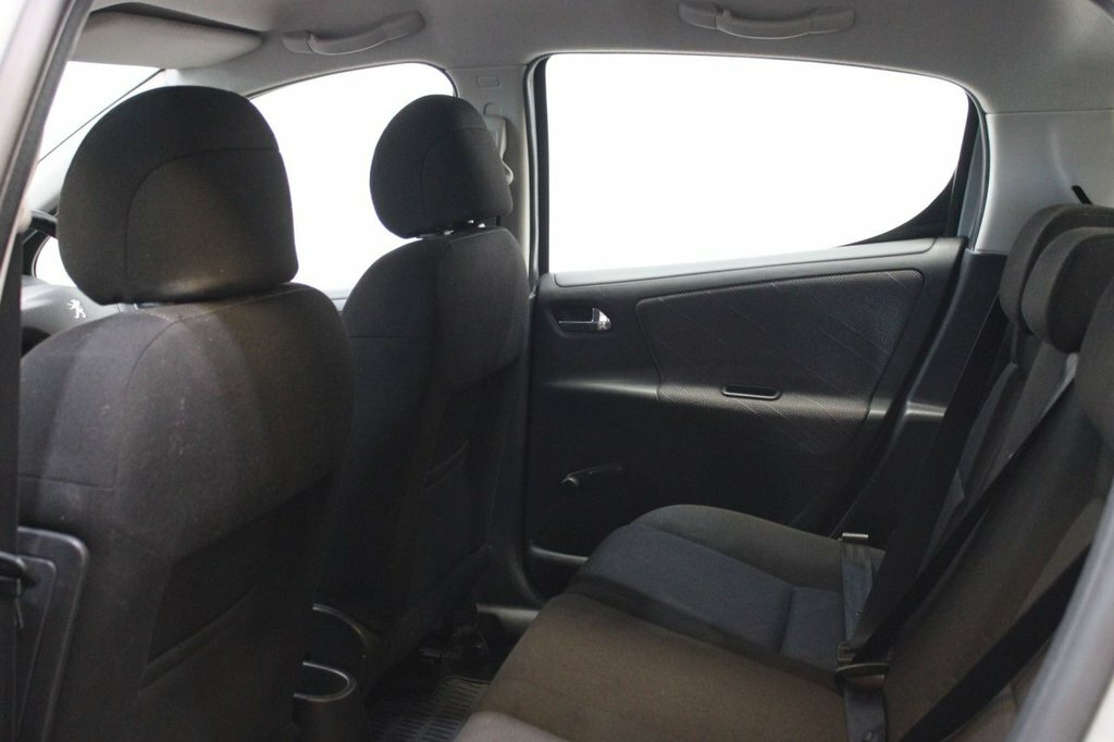 Peugeot 207 Hatchback Silver #11
