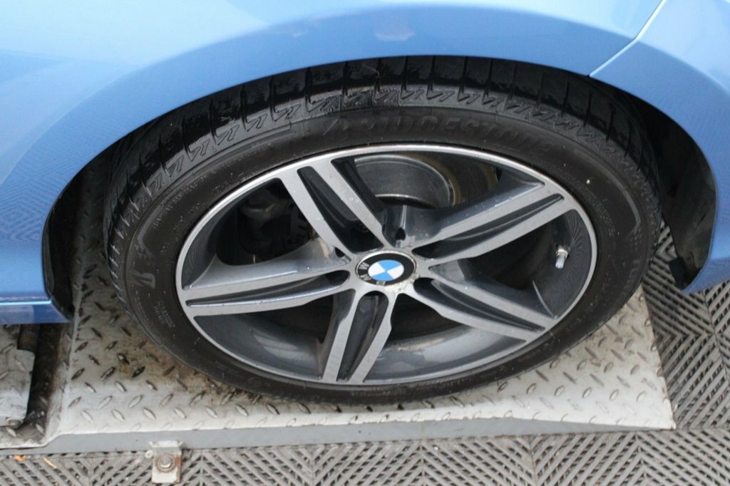 BMW 1 Series 1.5L Sport FV67RGY Blue #6