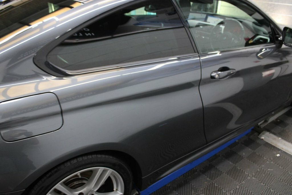 BMW 4 Series Gran Coupe Hatchback Black #37