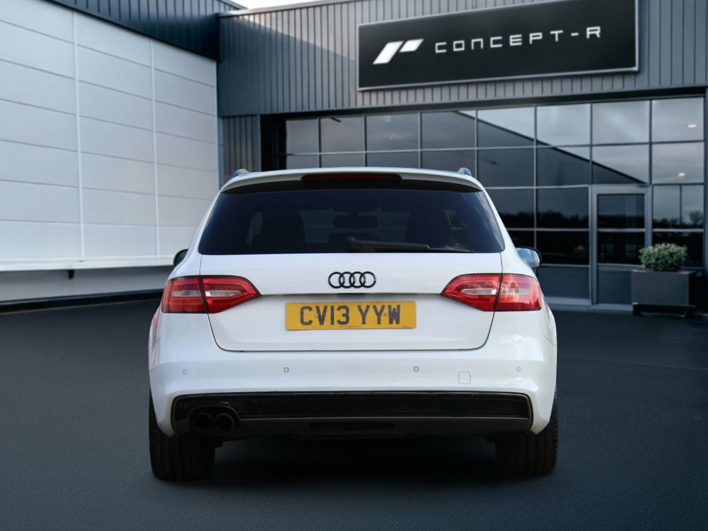 Audi A4 Avant 2L Black Edition White #5