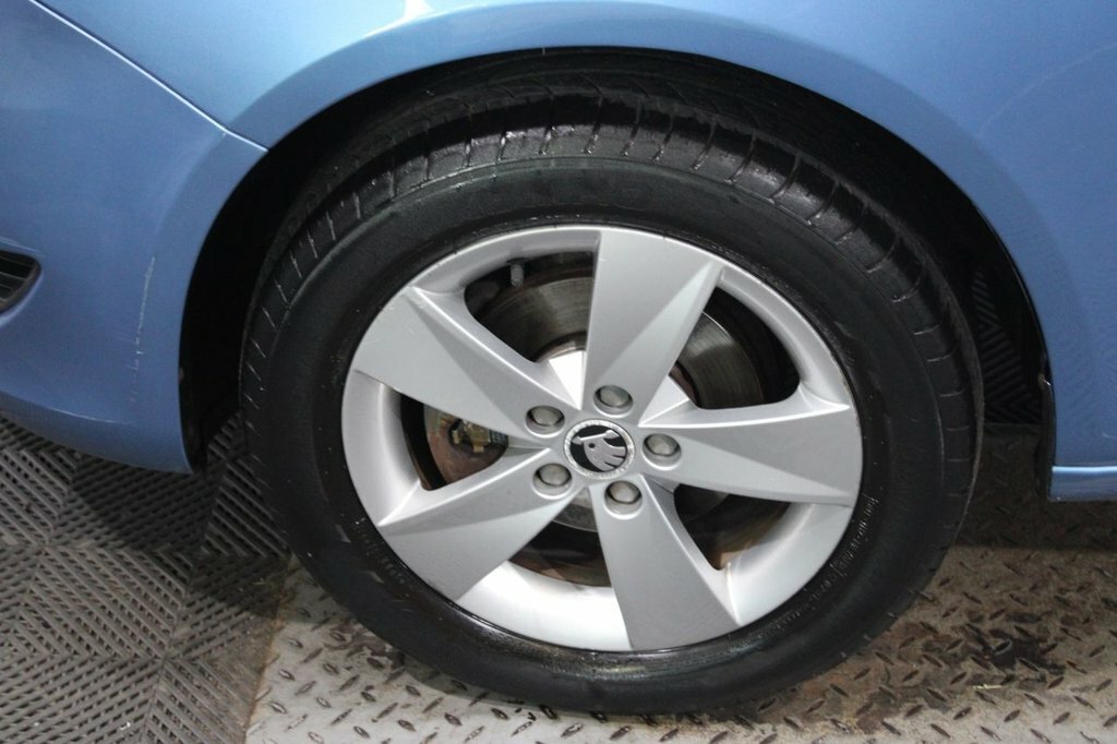 Skoda Fabia 1L Se Blue #6