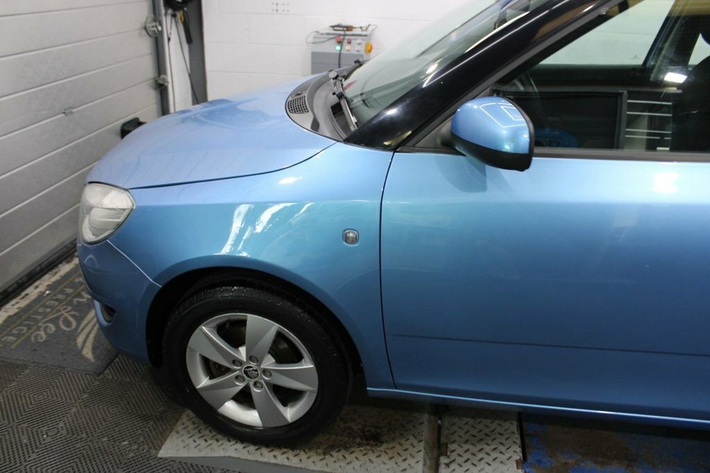 Skoda Fabia 1.2 Elegance Tsi 103 Bhp Black #31