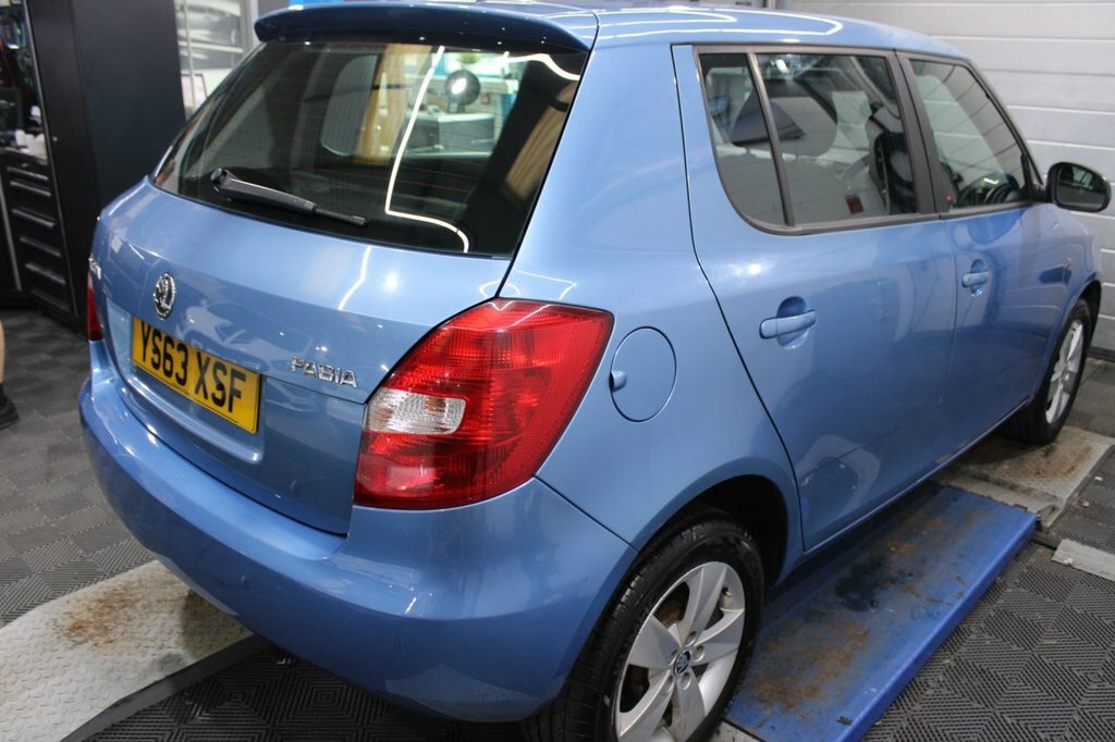 Skoda Fabia 1.2 Elegance Tsi 103 Bhp Black #27