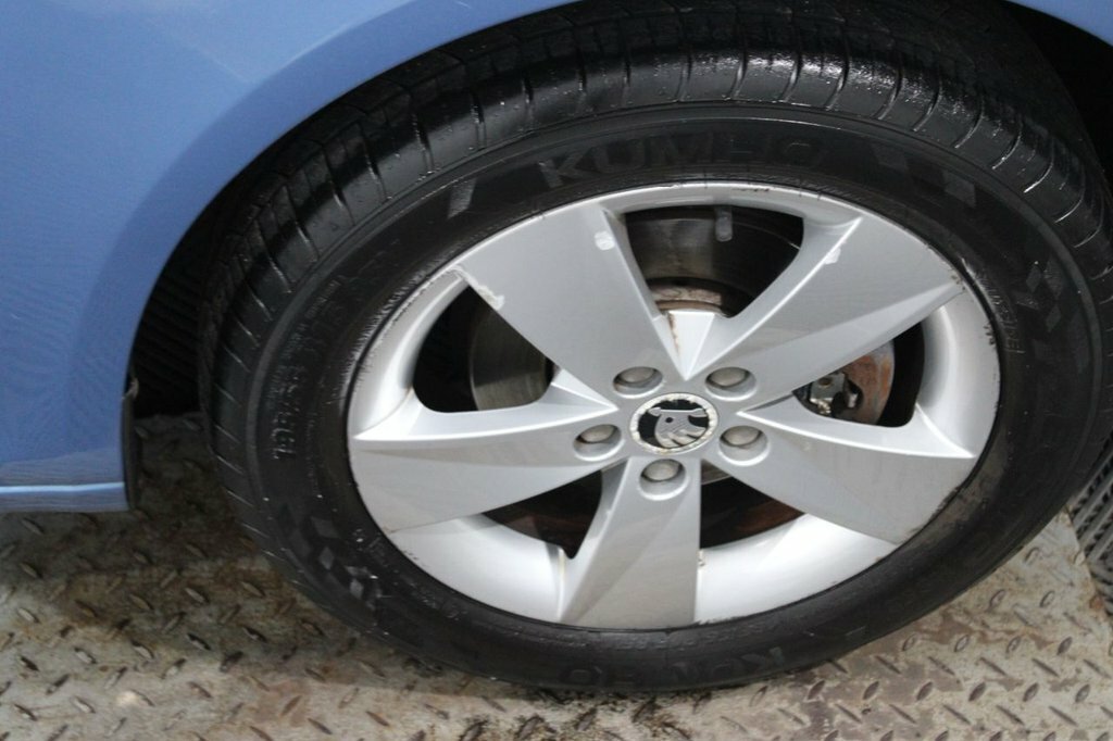 Skoda Fabia 1.2 Elegance Tsi 103 Bhp Black #9