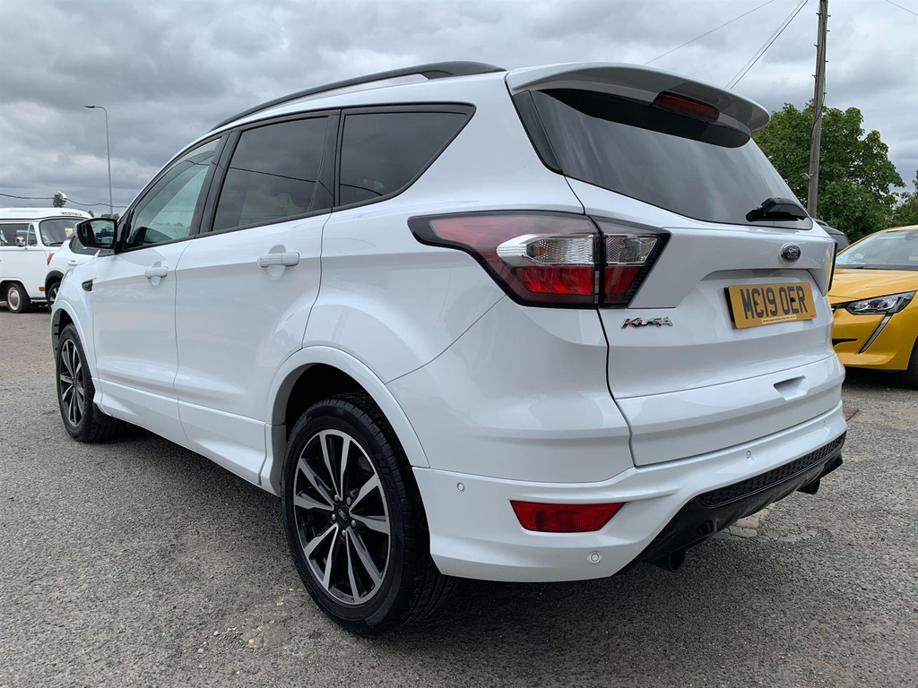 Ford Kuga 2.0 Tdci Ecoblue St-line Euro 6 Ss MC19OER #3