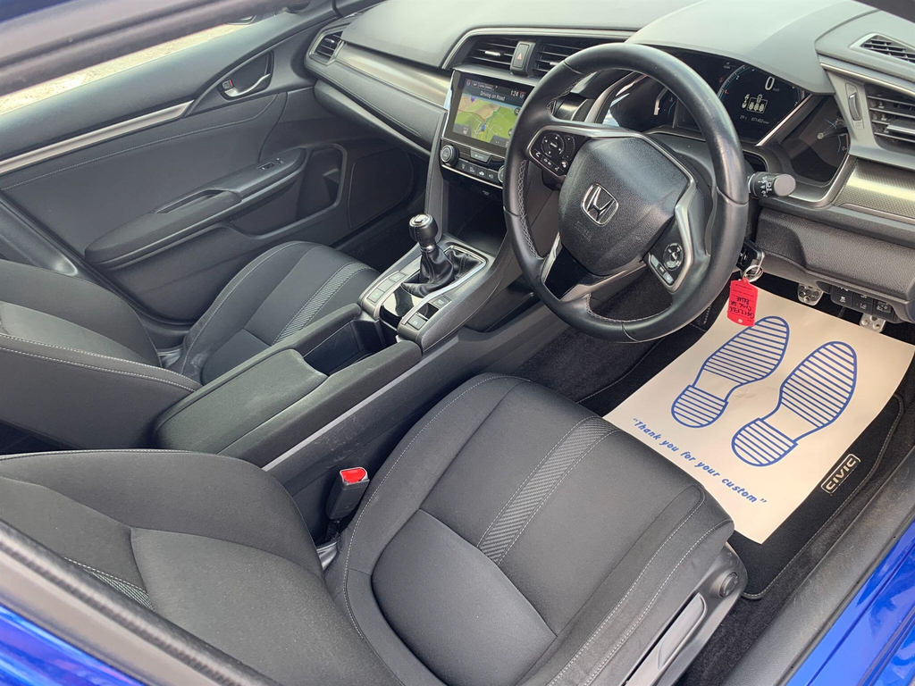 Honda Civic 1.0 Vtec Turbo Ex Red #11
