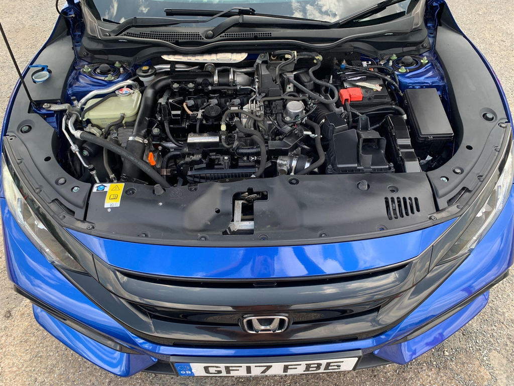 Honda Civic 1.0 Vtec Turbo Ex Red #37