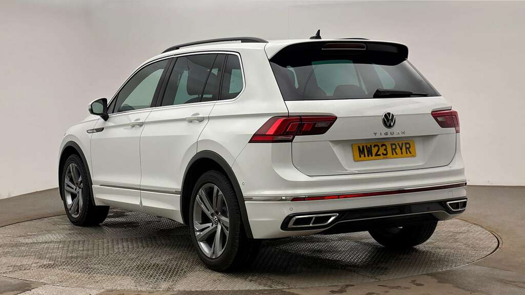 Volkswagen Tiguan 1.5 Tsi White #2