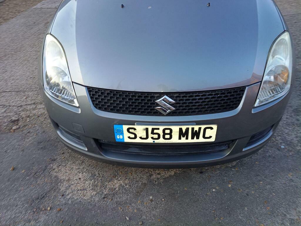 Suzuki Swift 1.5 Glx #23