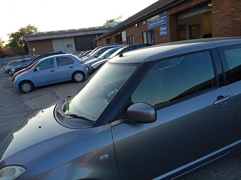 Suzuki Swift 1.5 Glx #18