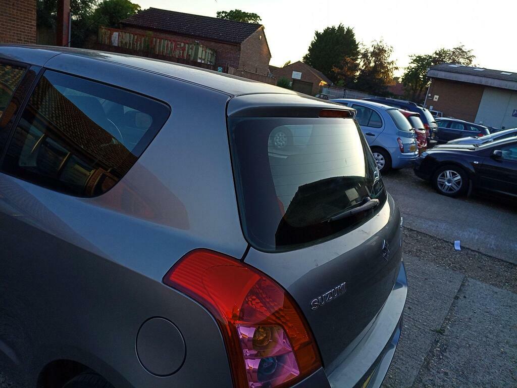 Suzuki Swift 1.5 Glx #27