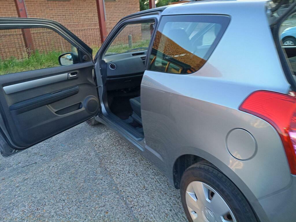 Suzuki Swift 1.5 Glx #42