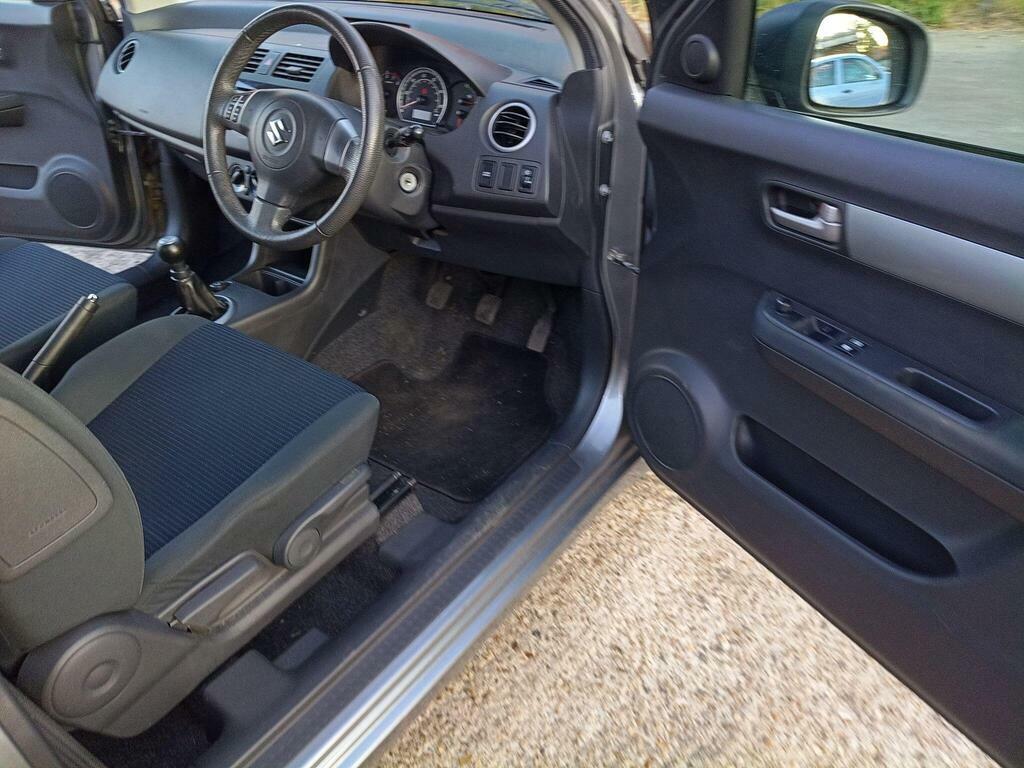 Suzuki Swift 1.5 Glx #54