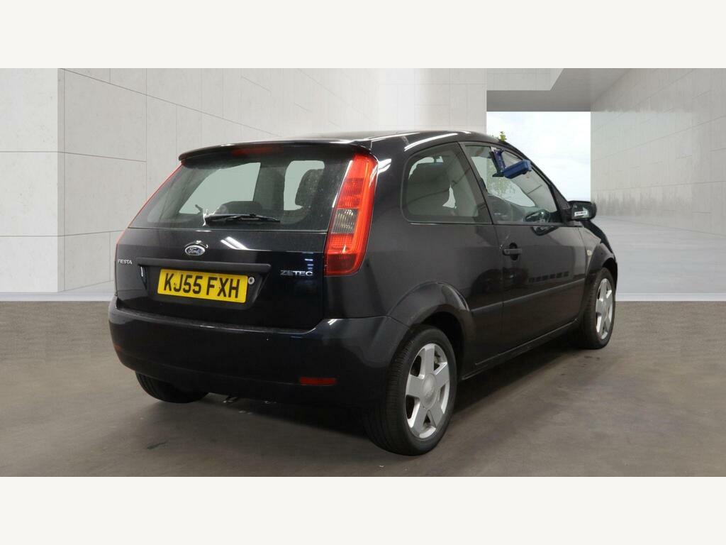 Ford Fiesta 1.4 Ghia 5-Door From 2,695 Retail Package Blue #5