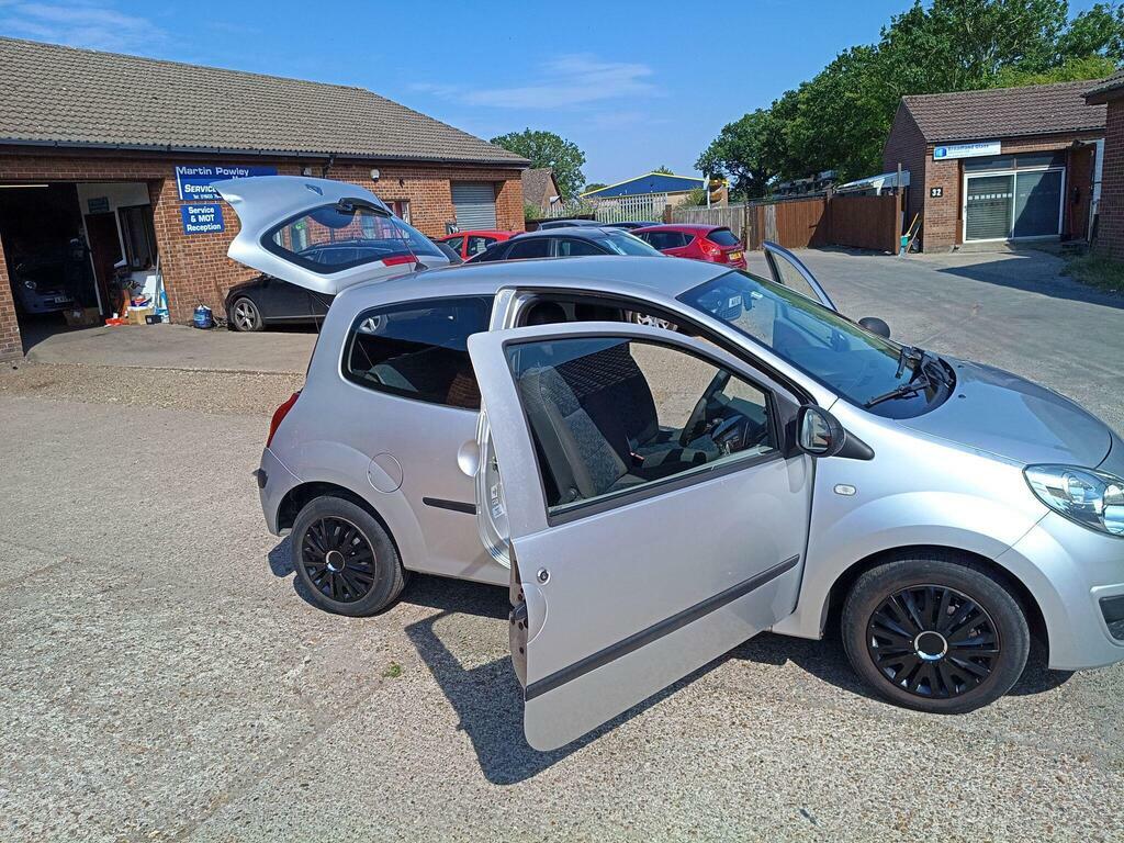 Renault Twingo Hatchback Blue #58