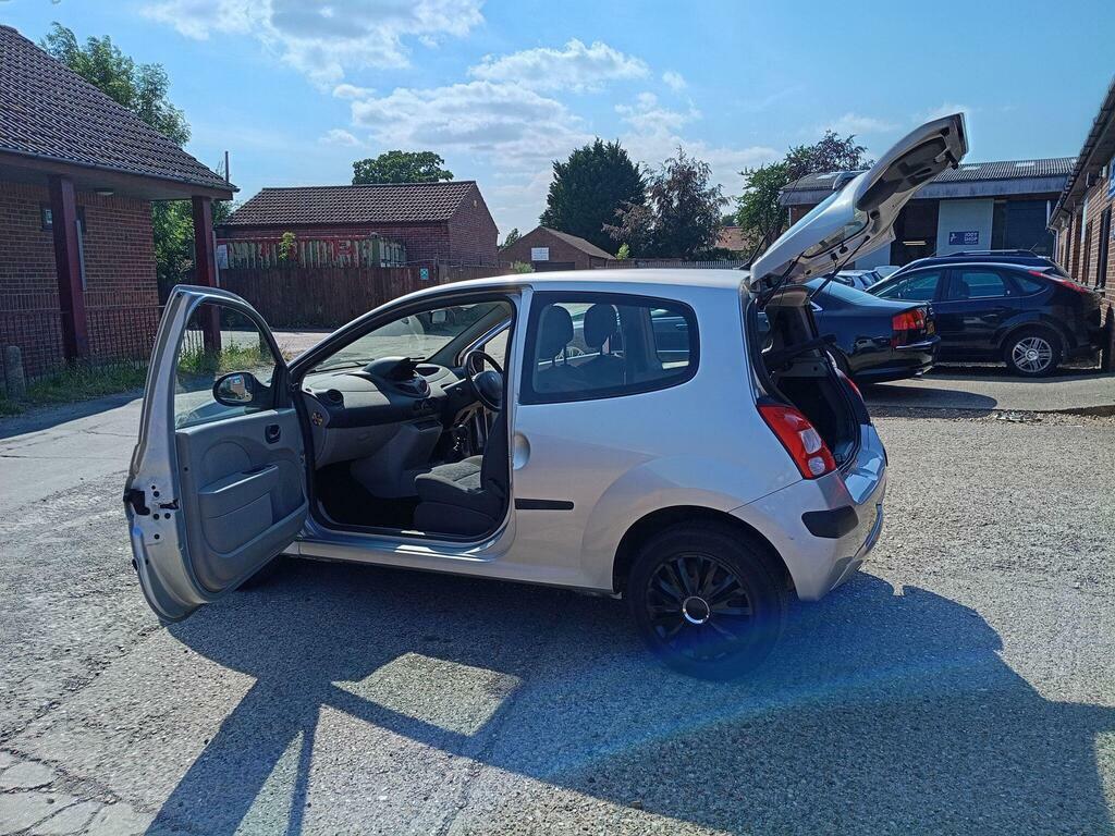 Renault Twingo Hatchback Blue #35