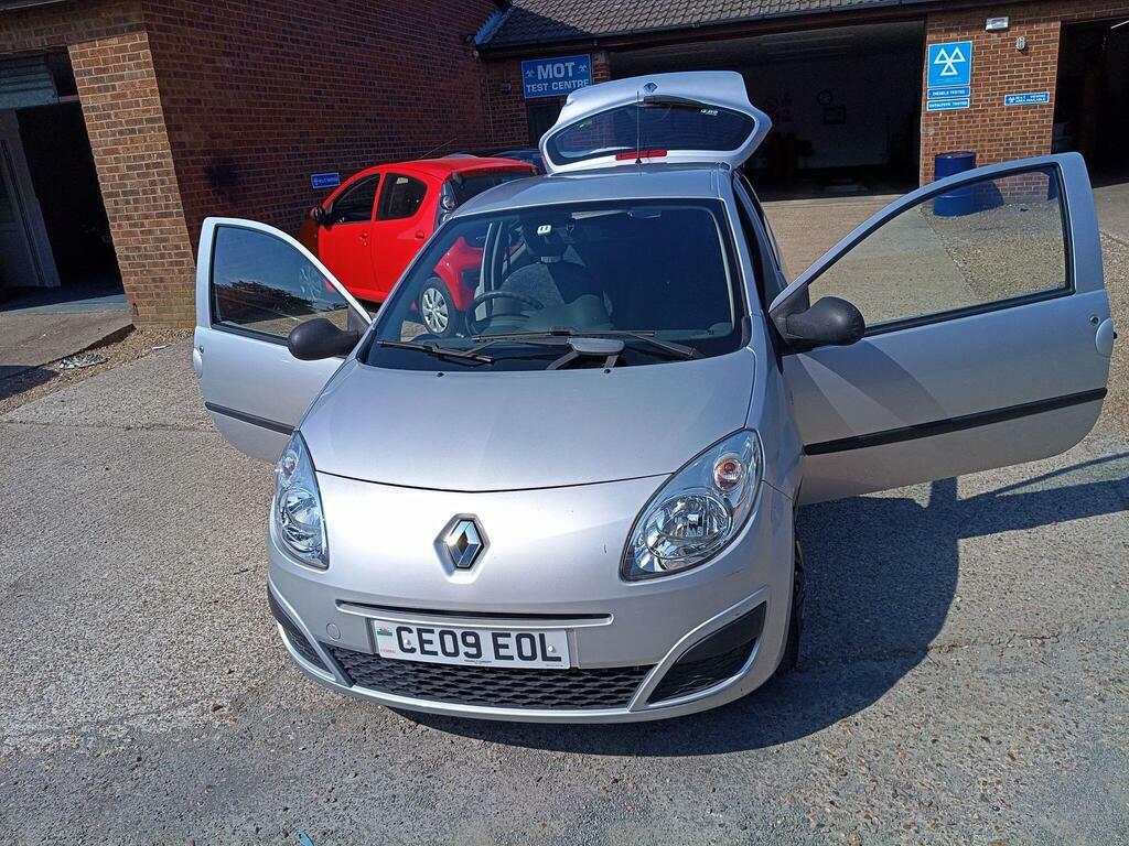 Renault Twingo Hatchback Blue #57