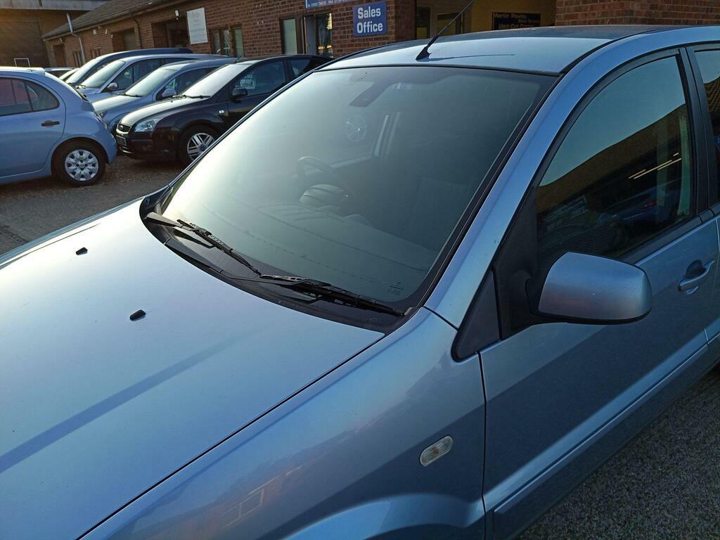 Ford Fusion Style Climate Black #29