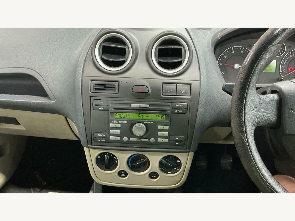 Ford Fiesta Hatchback 1.4 Black #4